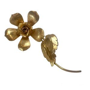 Flower Brooch Gold Tone by Corocraft